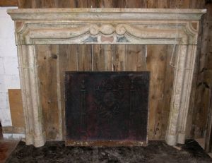 chm485 Gassino marble fireplace with onyx inlays, dimensions: width 185 cm x height 141 cm, depth 12 cm
